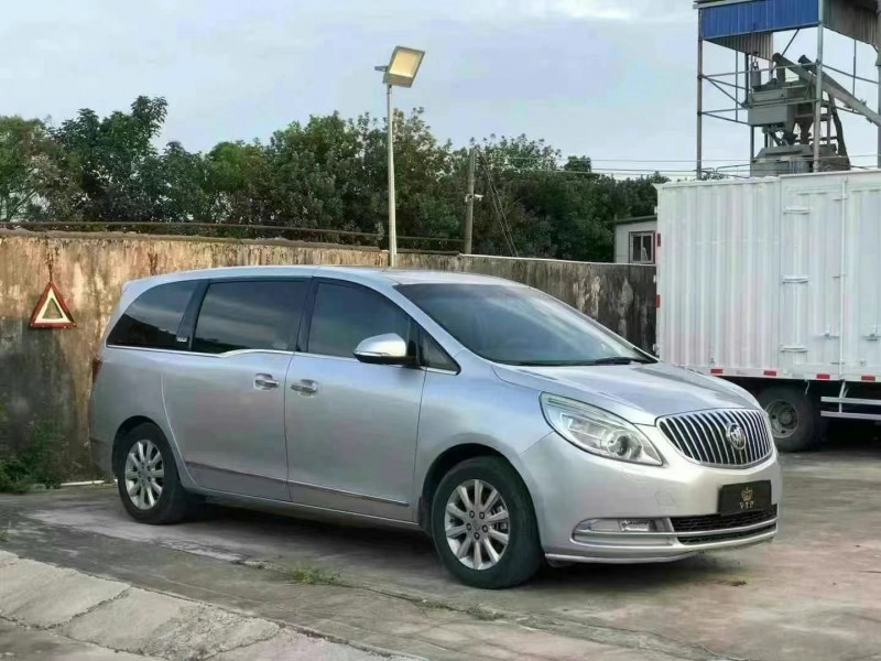 深圳14年别克GL82