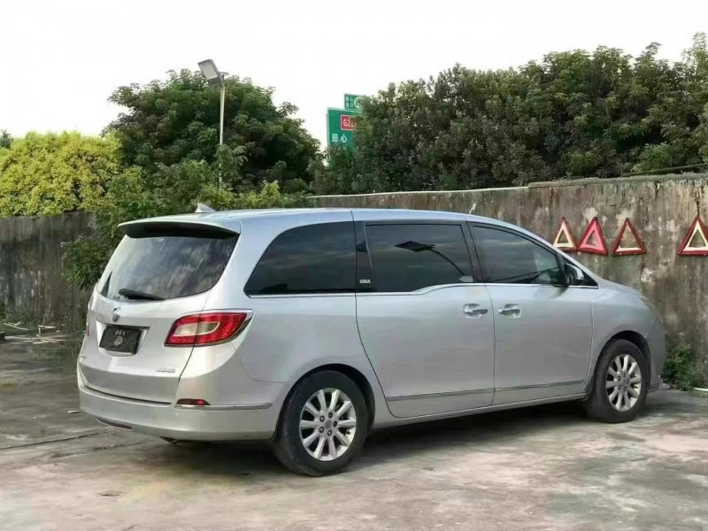深圳14年别克GL83