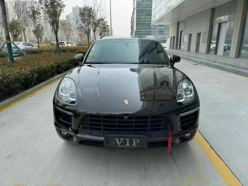 煙臺16年保時捷Macan1
