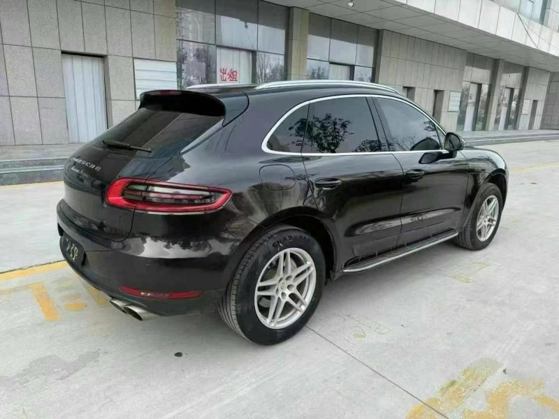 煙臺16年保時捷Macan3