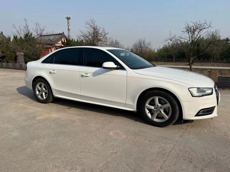 青岛15年奥迪A4L3