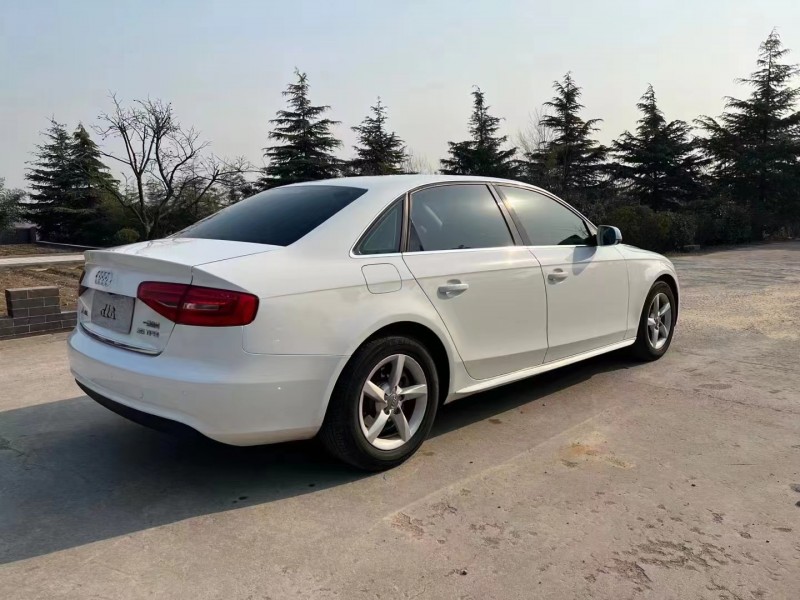 青岛15年奥迪A4L7