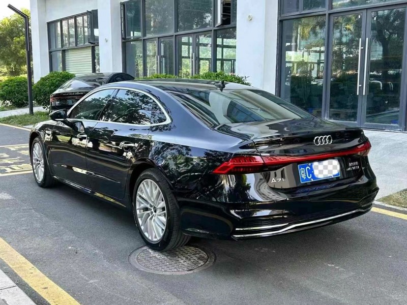 深圳22年奥迪A7L4