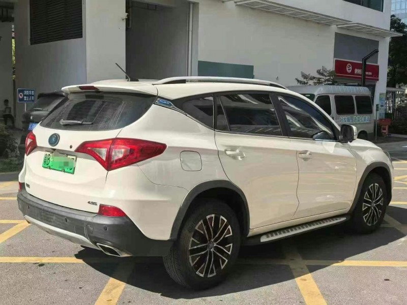 深圳18年比亚迪宋4