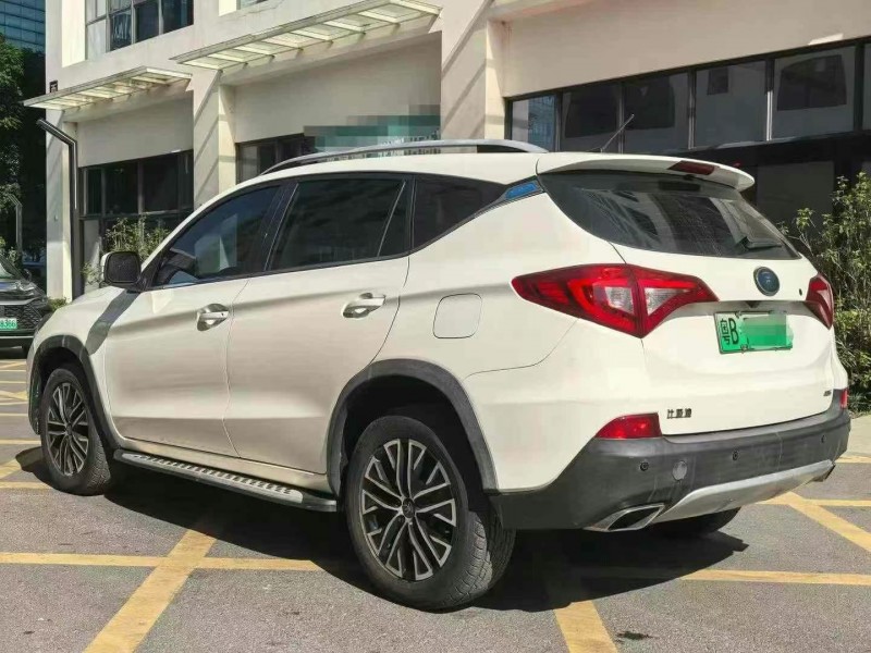 深圳18年比亚迪宋5