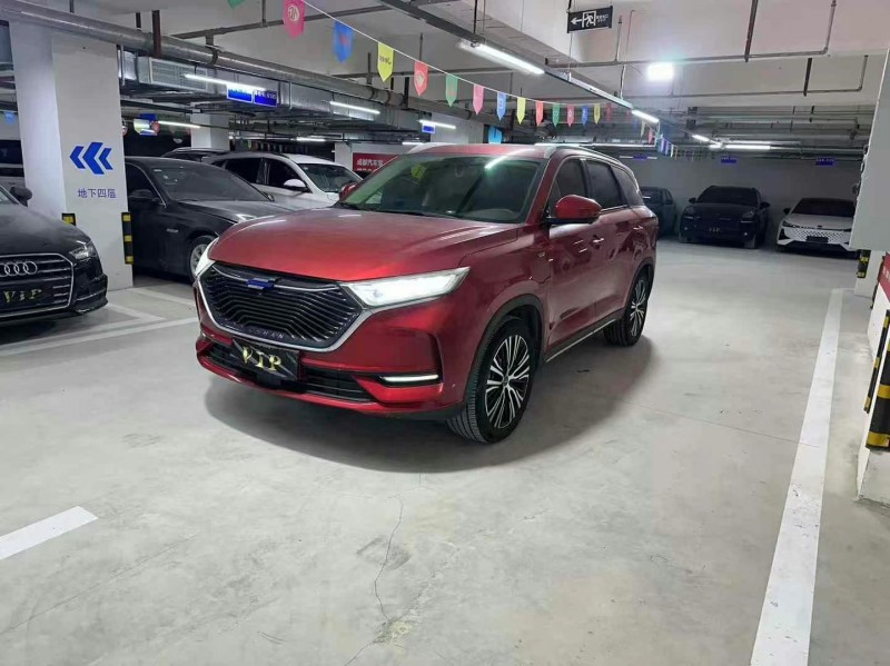 成都20年长安汽车欧尚2