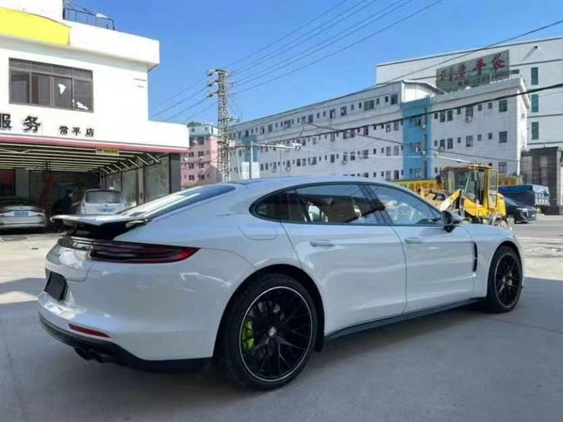 广州18年保时捷帕拉梅拉5