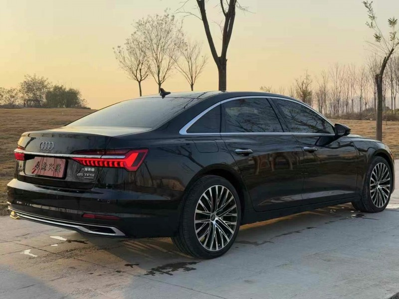 郑州23年奥迪A6L4