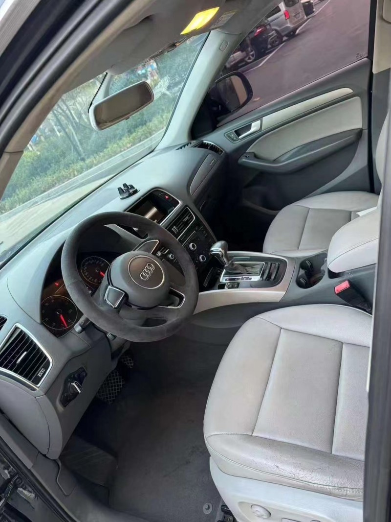 青岛16年奥迪Q54