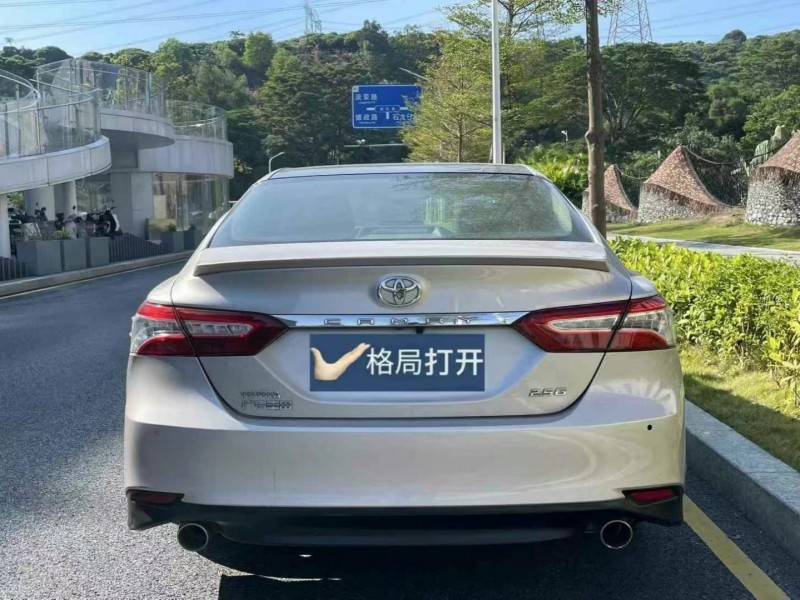 深圳18年丰田凯美瑞8