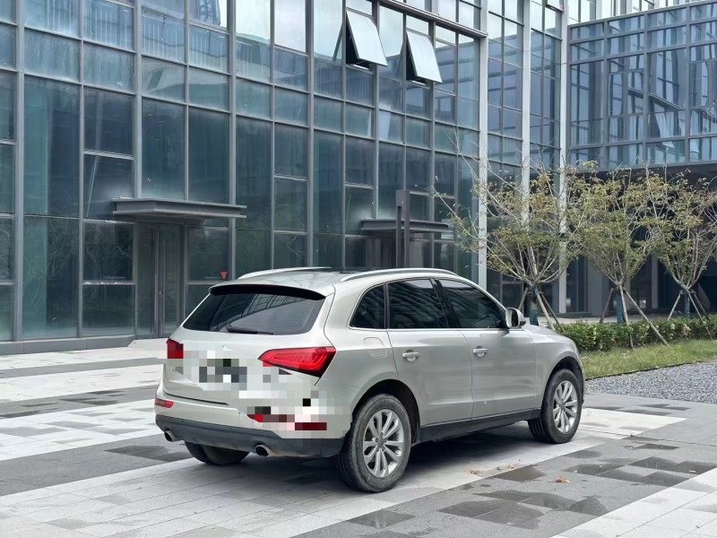 青岛14年奥迪Q57