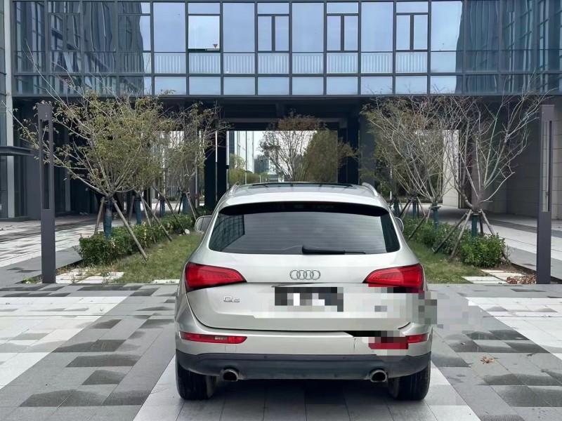 青岛14年奥迪Q59