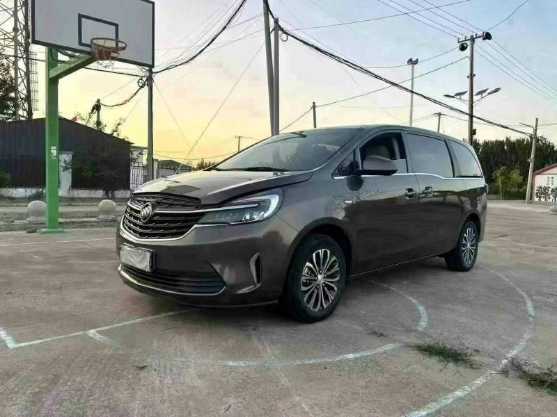 徐州21年别克GL82