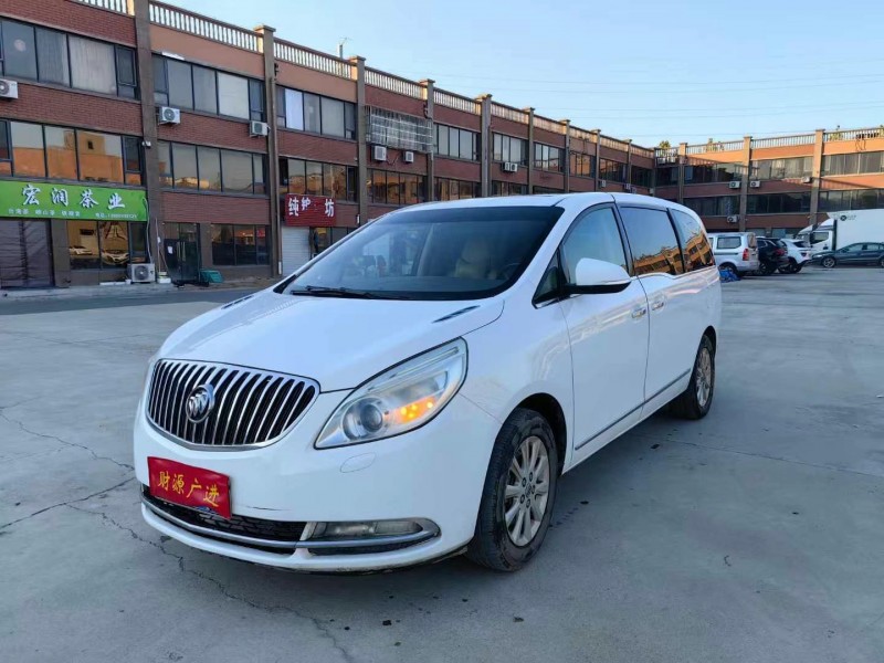 青岛11年别克GL83