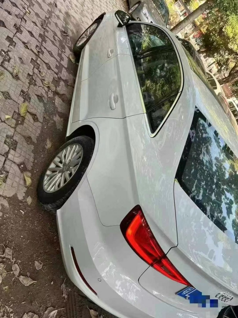 广州16年奥迪A33