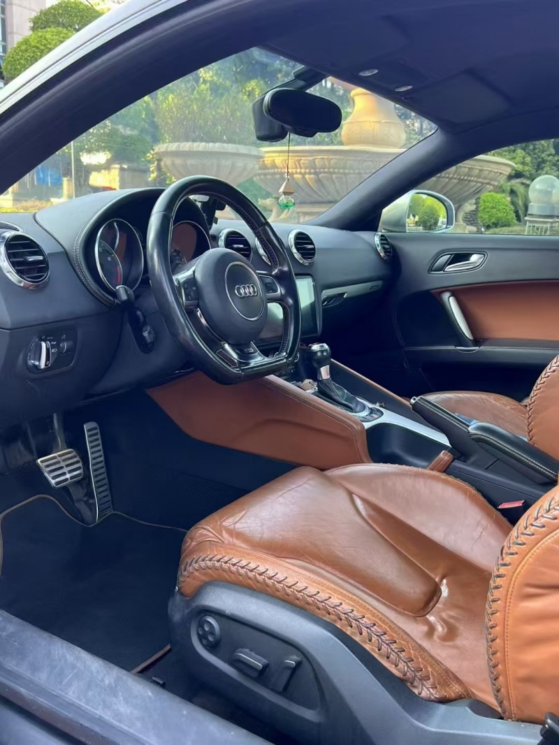 广州11年奥迪TTS4