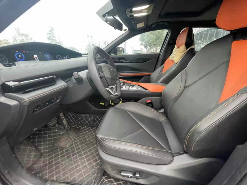 东莞23年长安汽车UNI-V4