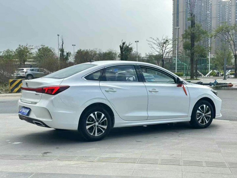 东莞24年长安汽车逸动7