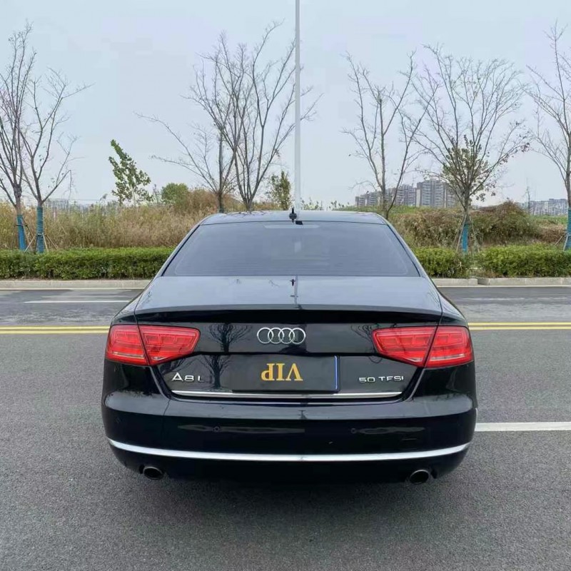 徐州13年奥迪A8L8