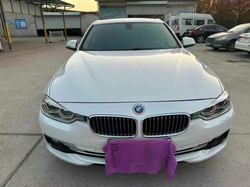 武汉16年宝马3系1