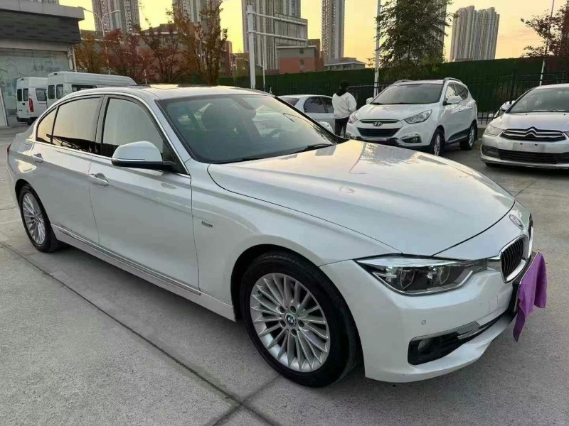 武汉16年宝马3系2