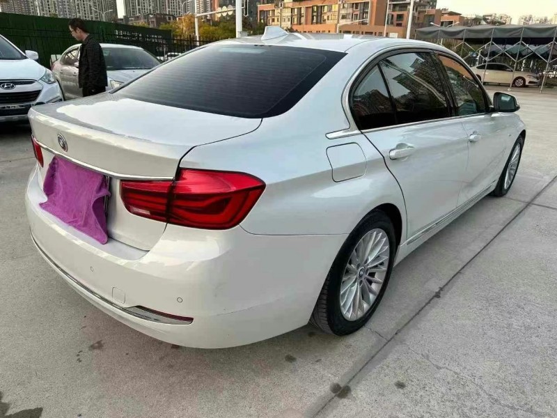 武汉16年宝马3系7