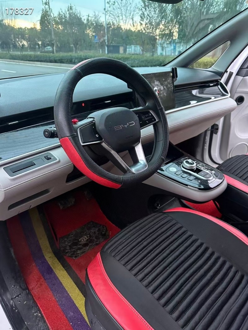 济宁24年比亚迪d18