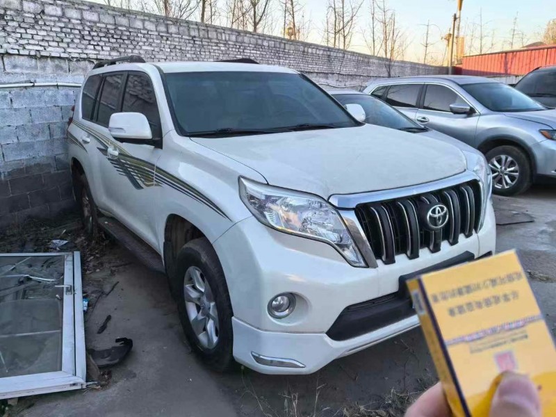 保定13年丰田普拉多3