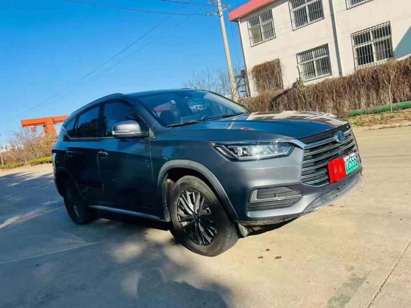 济宁18年比亚迪宋4