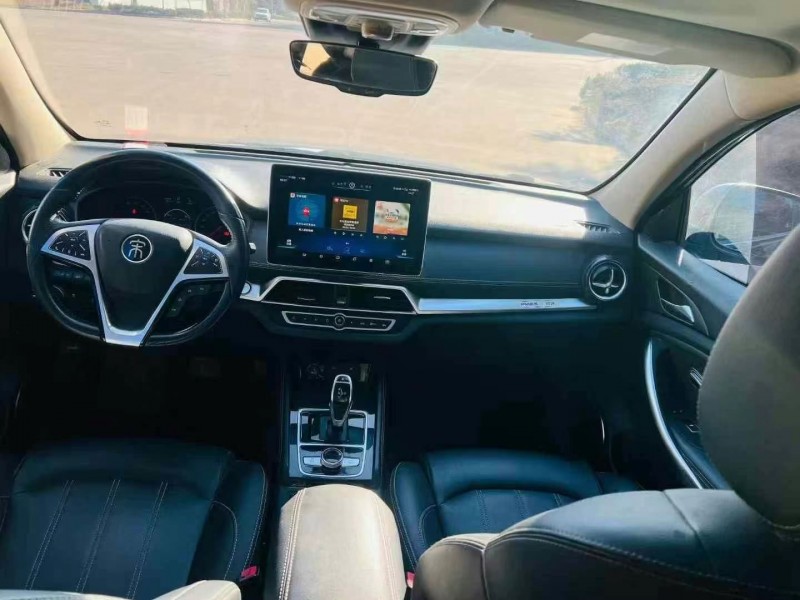 济宁18年比亚迪宋7