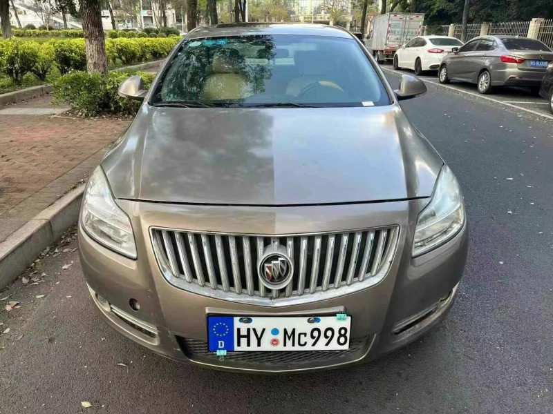 东莞11年别克君威1