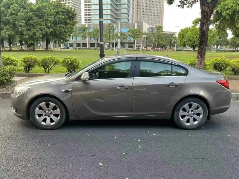 东莞11年别克君威3