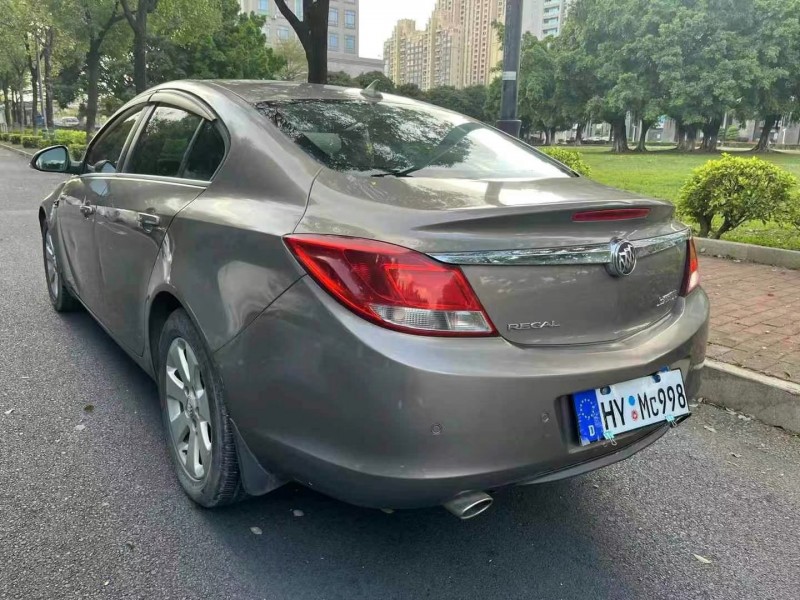 东莞11年别克君威4