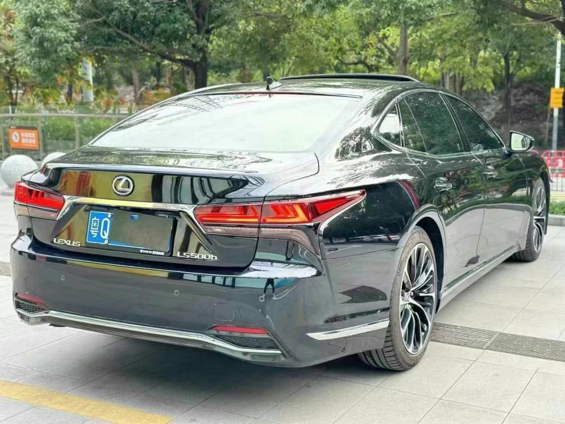 广州21年雷克萨斯LS8