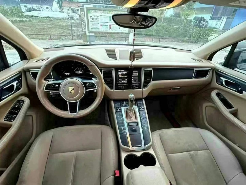 徐州15年保时捷Macan9
