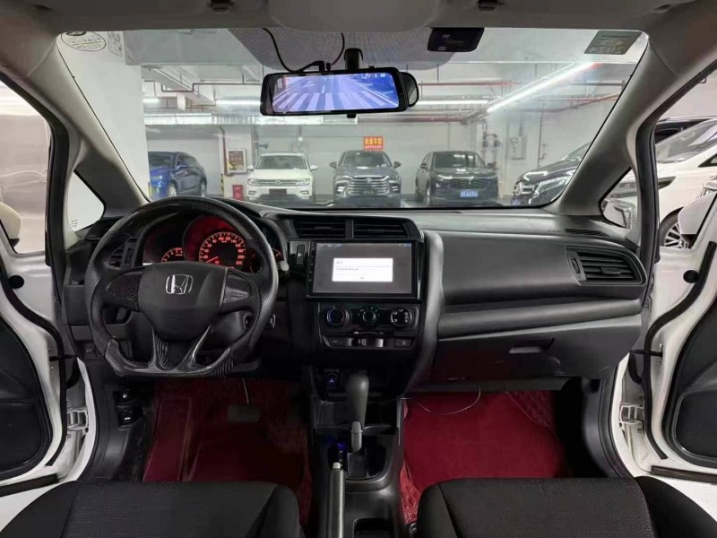 深圳18年本田飞度2