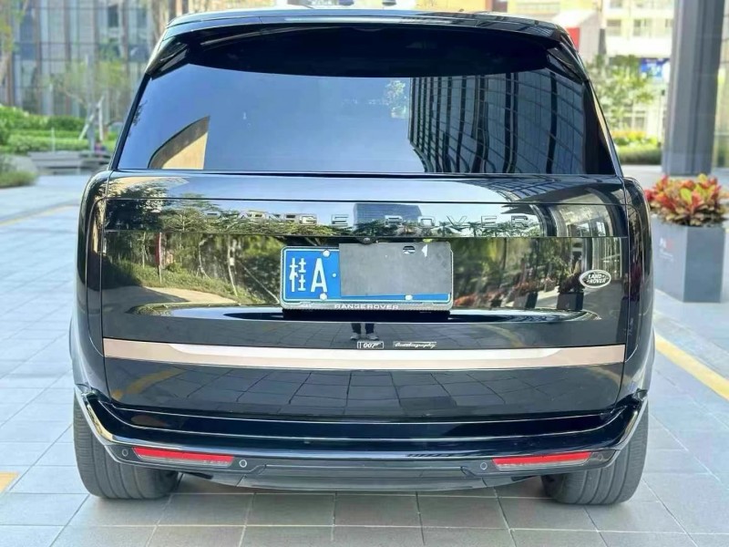 广州23年路虎揽胜行政9