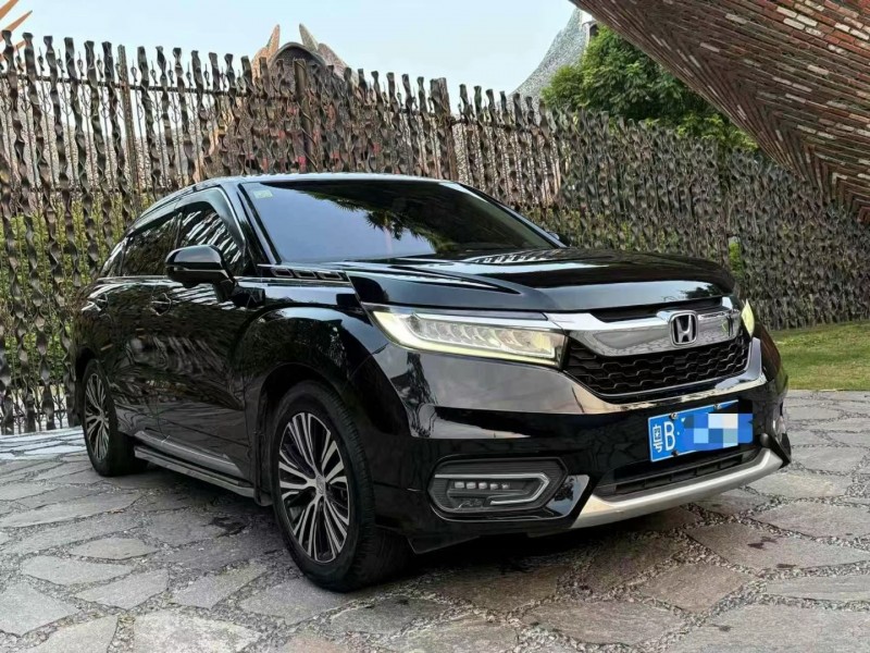 广州19年本田冠道2