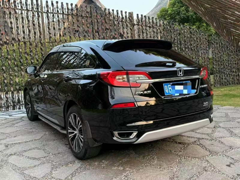 广州19年本田冠道7