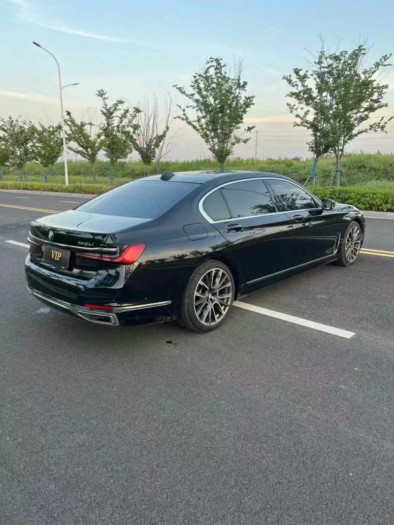 徐州21年宝马7系8