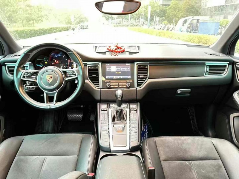 东莞18年保时捷Macan4