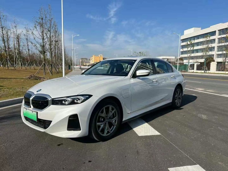 盐城23年宝马i32