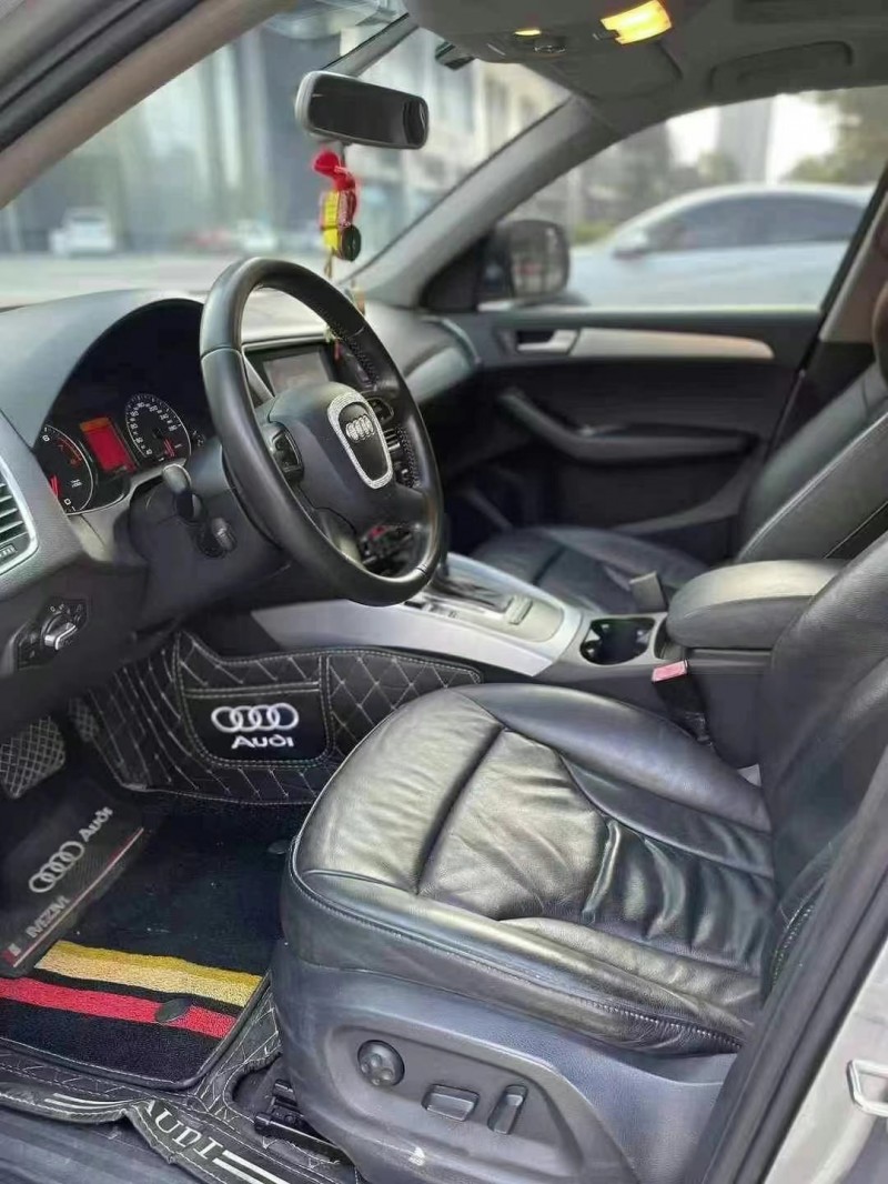 深圳12年奥迪Q56