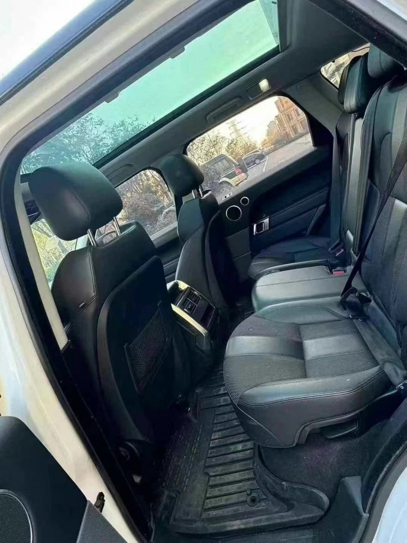 济宁17年路虎揽胜运动2