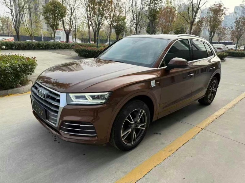 济宁19年奥迪Q52