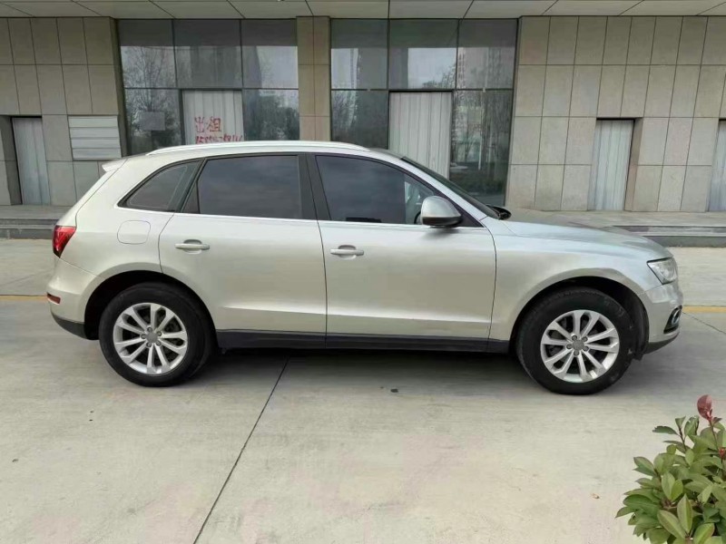 济宁13年奥迪Q57