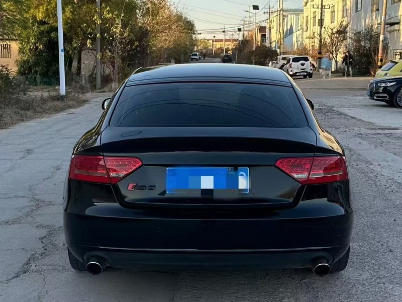 青岛12年奥迪A56