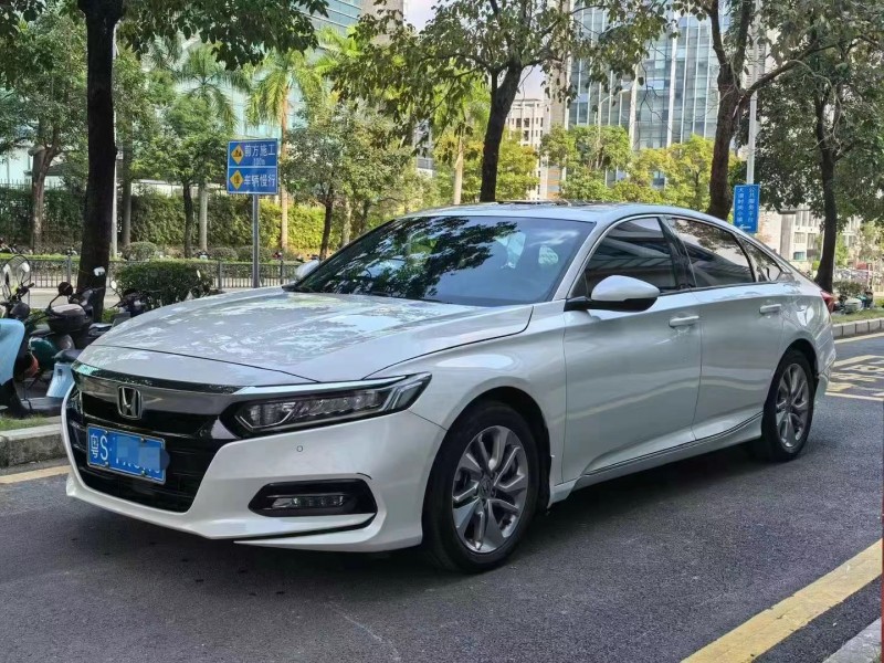 广州21年本田雅阁2