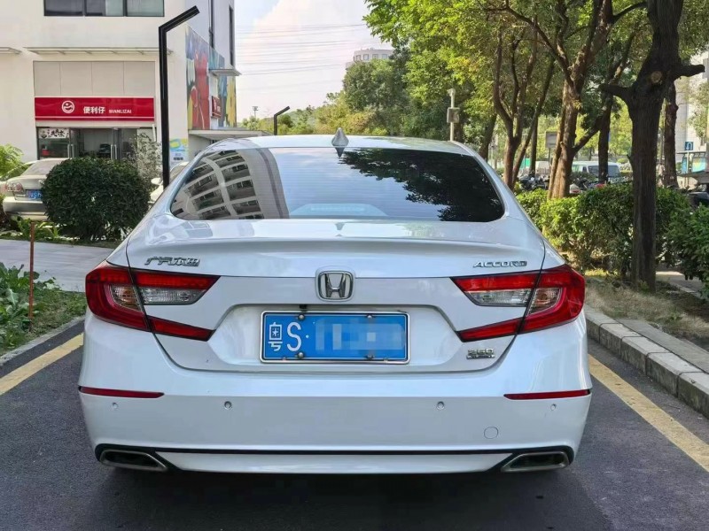 广州21年本田雅阁9