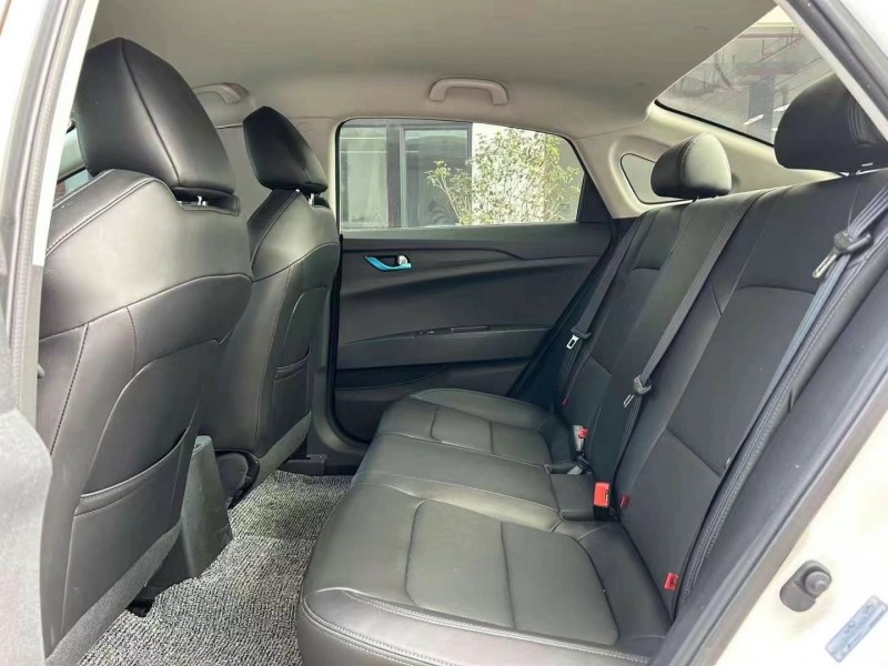 广州23年长安汽车逸动4